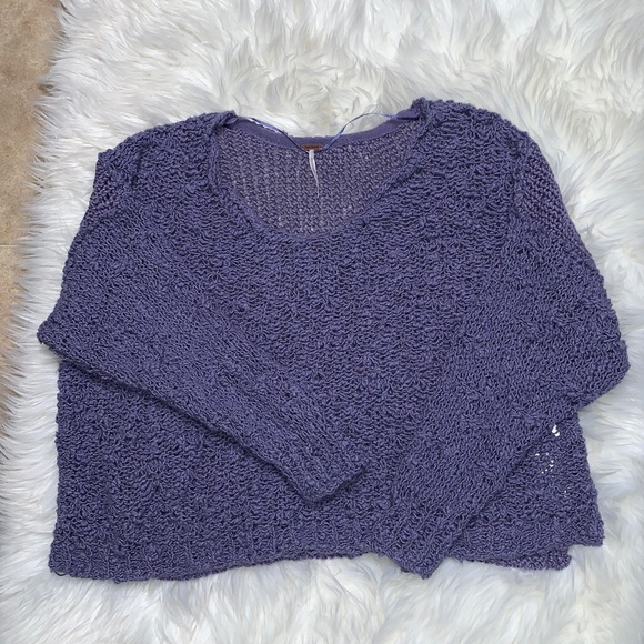 FREE PEOPLE Light weight knit crop sweater - Picture 1 of 3